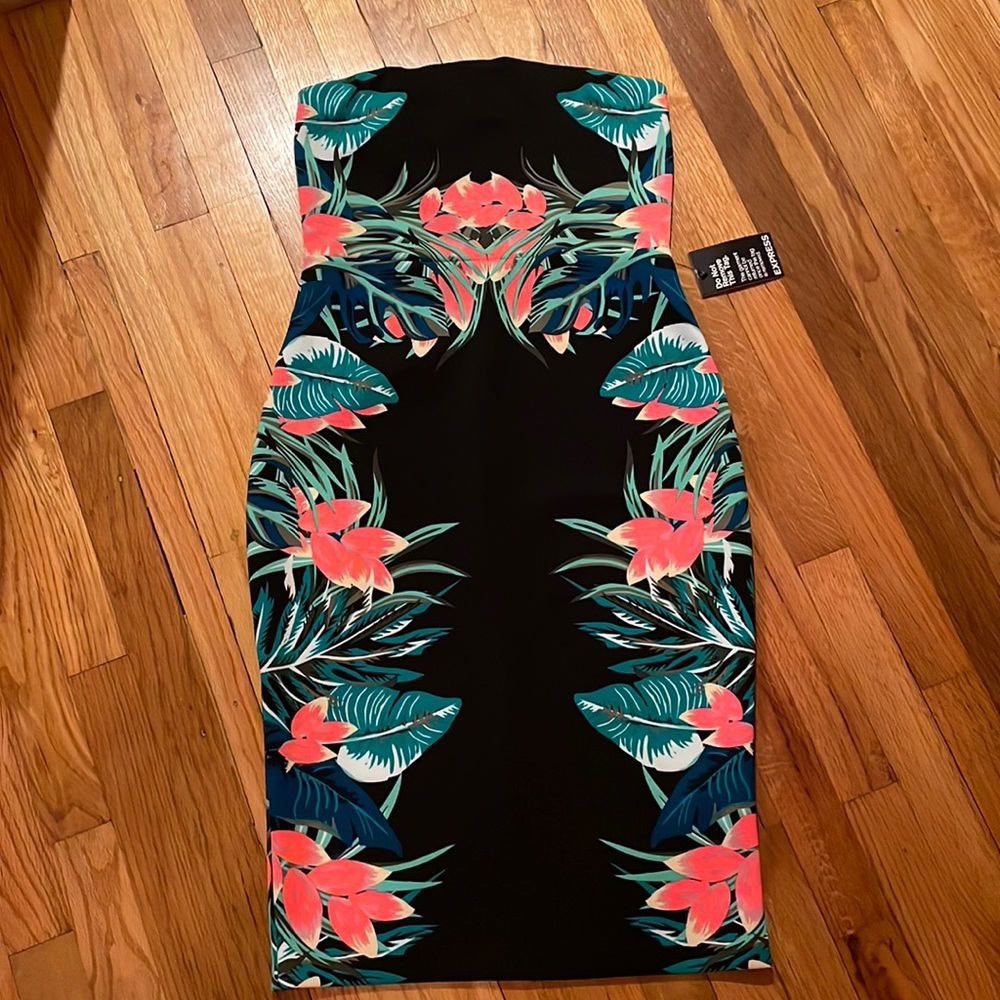 NWT Express strapless tropical dress